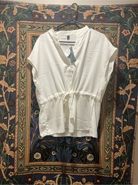 Women's Cream Short-Sleeve Button-Front Tie-Waist Blouse